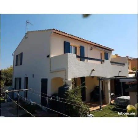 Climatisée De 2à 10 Personnes Piscine Privée 3km Appartement Hyères