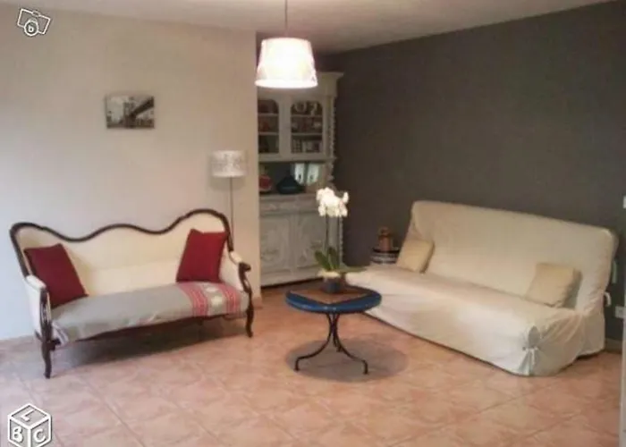 Climatisee De 2a 10 Personnes Piscine Privee 3km 아파트 히에레